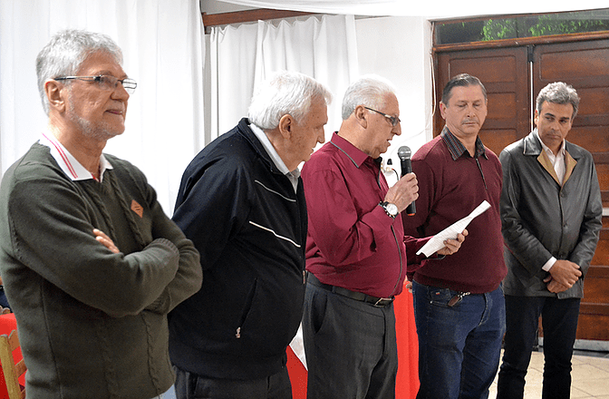 544ed4_248cff2cdf1c42b3baafa19a963237b5-mv2